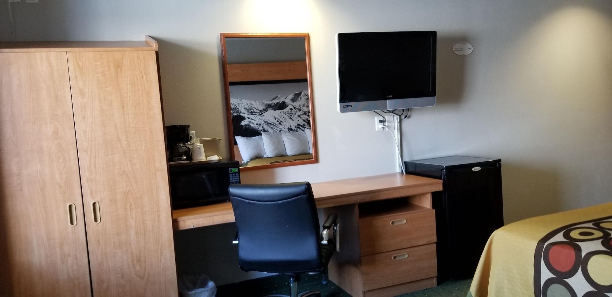 Super 8 By Wyndham Pride Midvale/Midvalley/Salt Lake City Exteriör bild