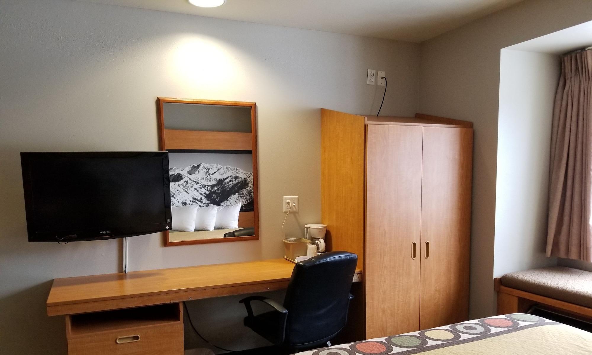 Super 8 By Wyndham Pride Midvale/Midvalley/Salt Lake City Exteriör bild