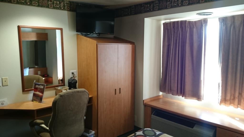 Super 8 By Wyndham Pride Midvale/Midvalley/Salt Lake City Rum bild
