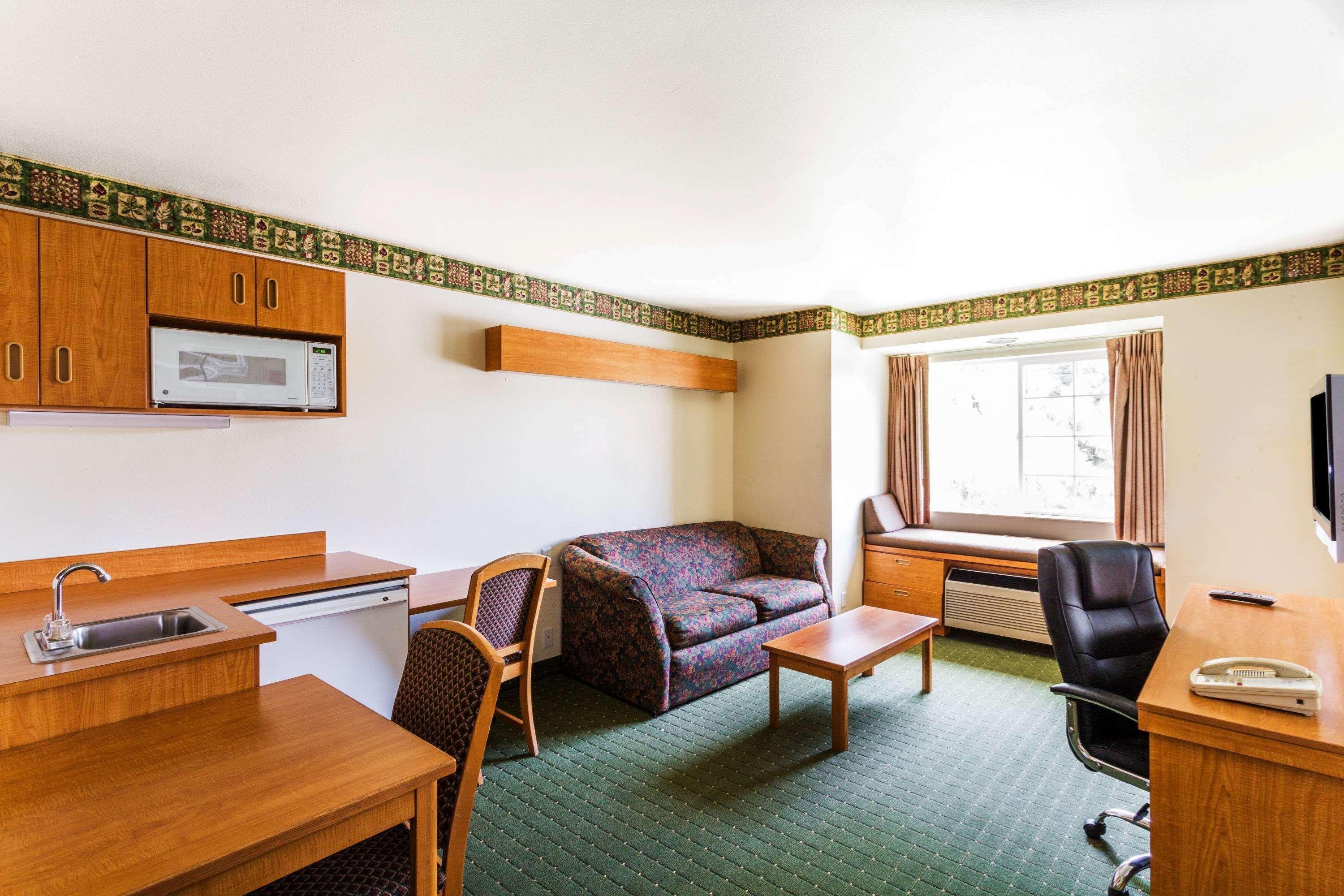 Super 8 By Wyndham Pride Midvale/Midvalley/Salt Lake City Exteriör bild